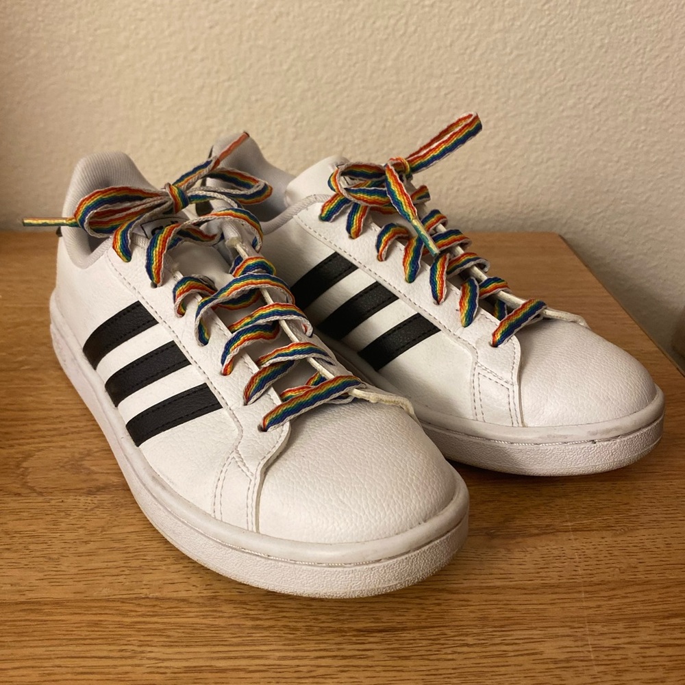 Adidas Sneakers
